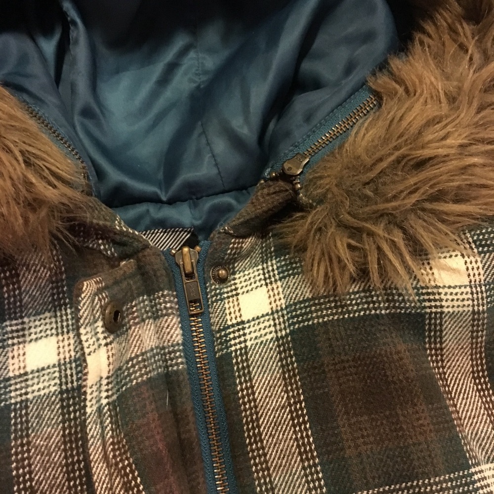 Volcom Plaid Jacket - Picture 2 of 4